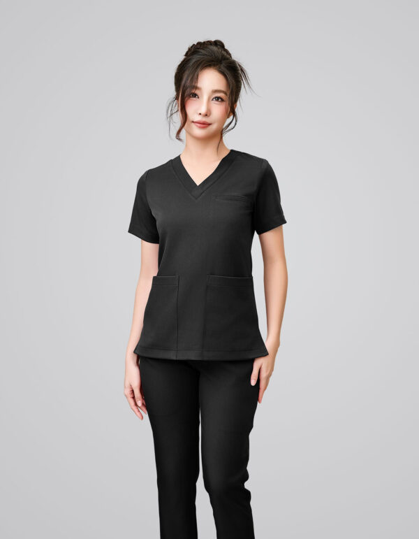 Scrubs W01 Plus - (Đen)